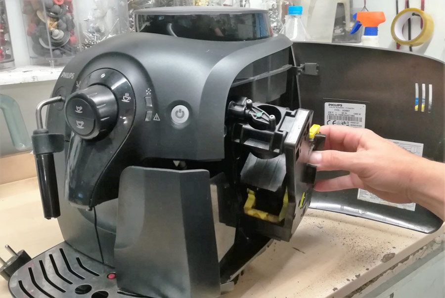 Electroservicios Seba reparación de cafetera